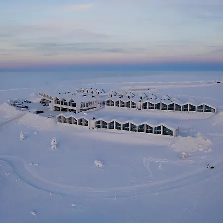 Star Arctic & Activities فندق