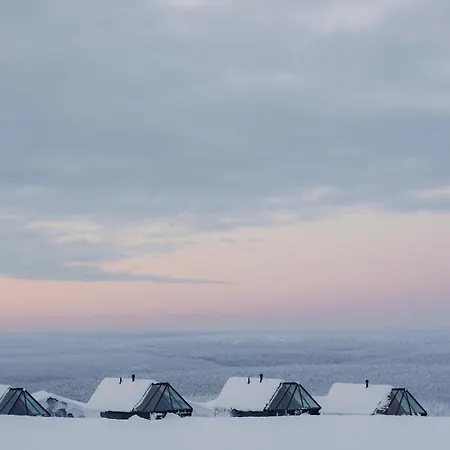 Star Arctic & Activities فندق 4*