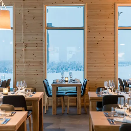 Star Arctic & Activities فندق 4*