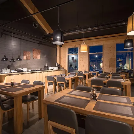 Star Arctic & Activities Otel 4*